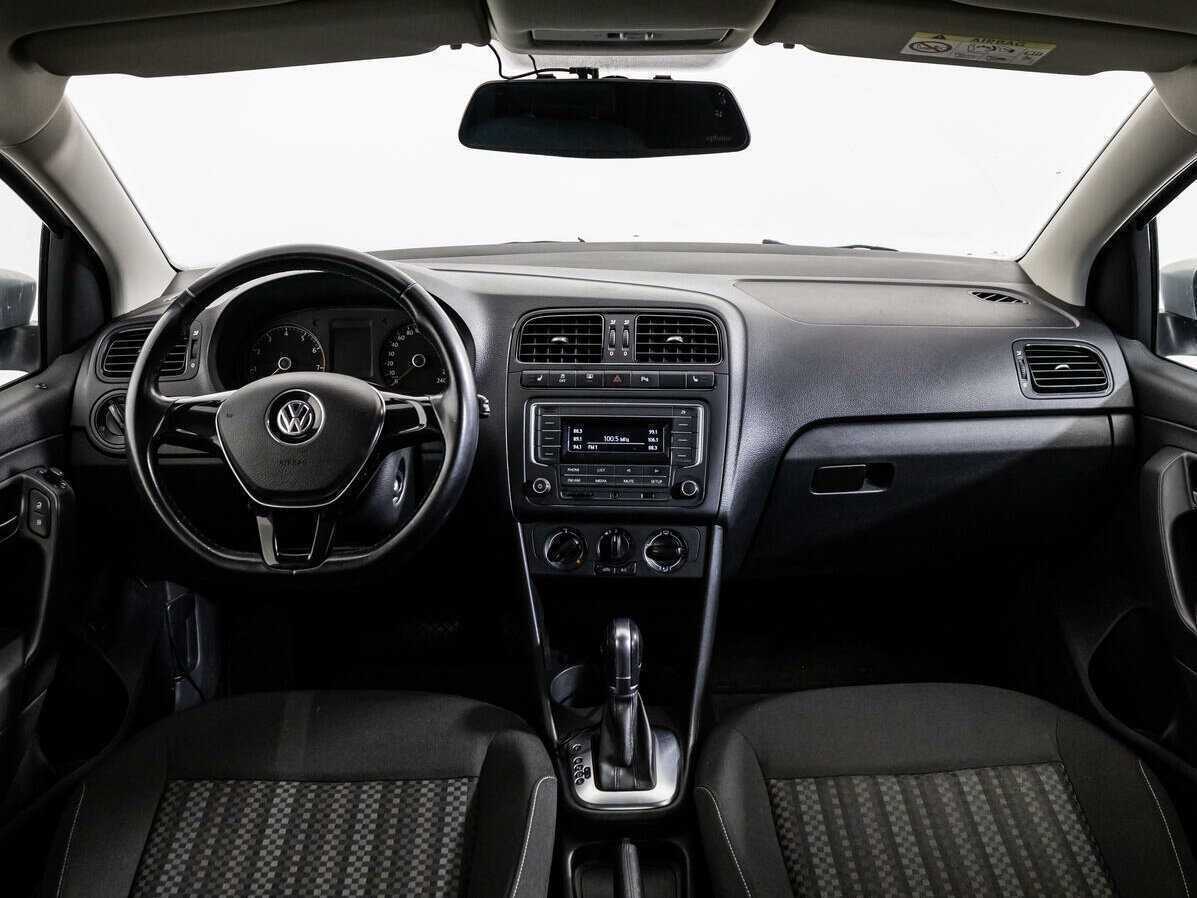 Volkswagen Polo, 2016 Фото №13