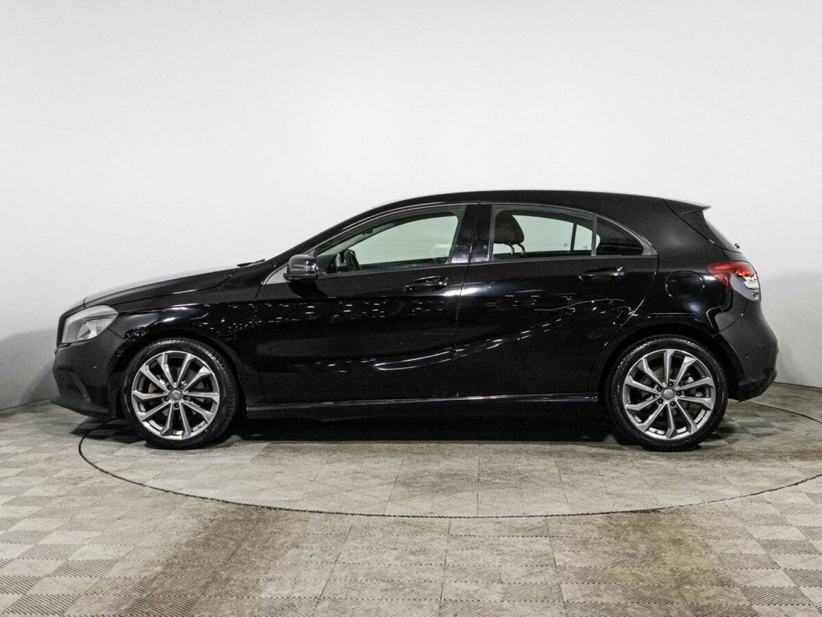 Mercedes-Benz A-Класс 180, 2017 Фото №8