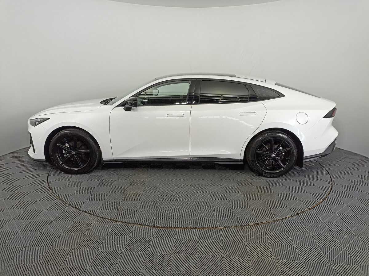 Changan UNI-V, 2023 Фото №8