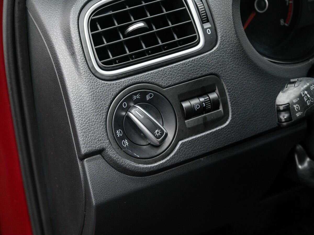 Volkswagen Polo, 2017 Фото №14