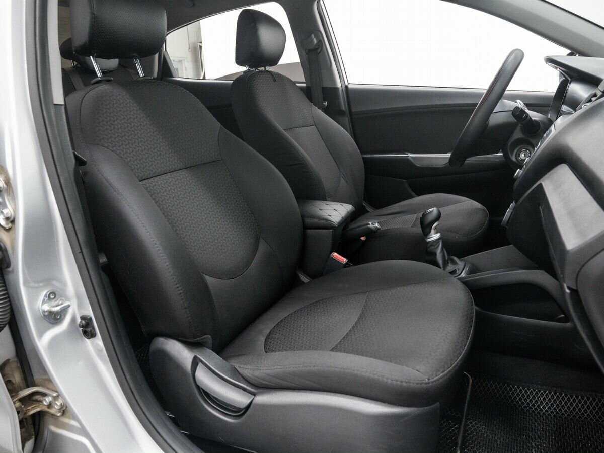 Kia Rio, 2015 Фото №9