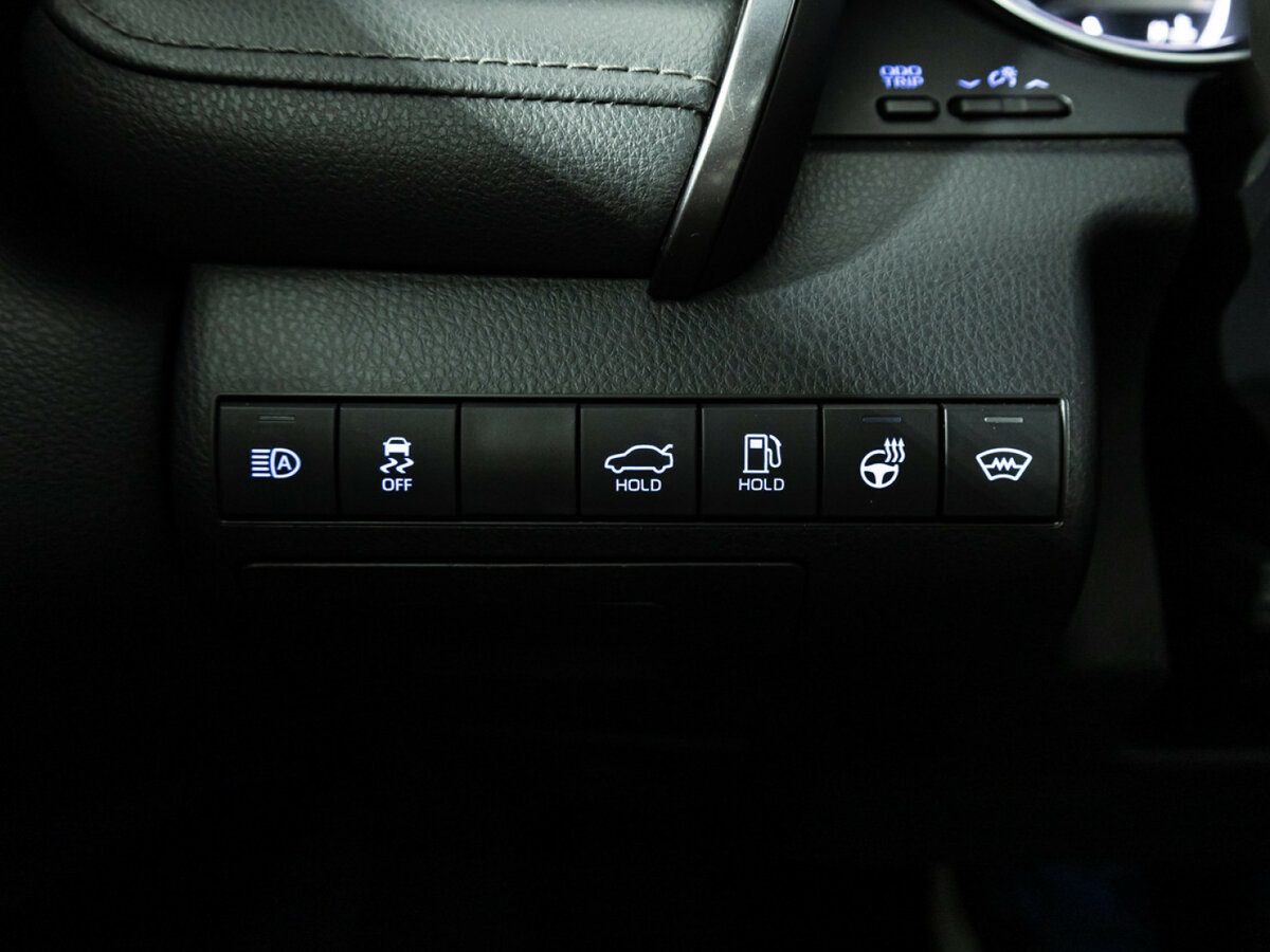 Toyota Camry VIII (XV70) Рестайлинг, 2021 Фото №19