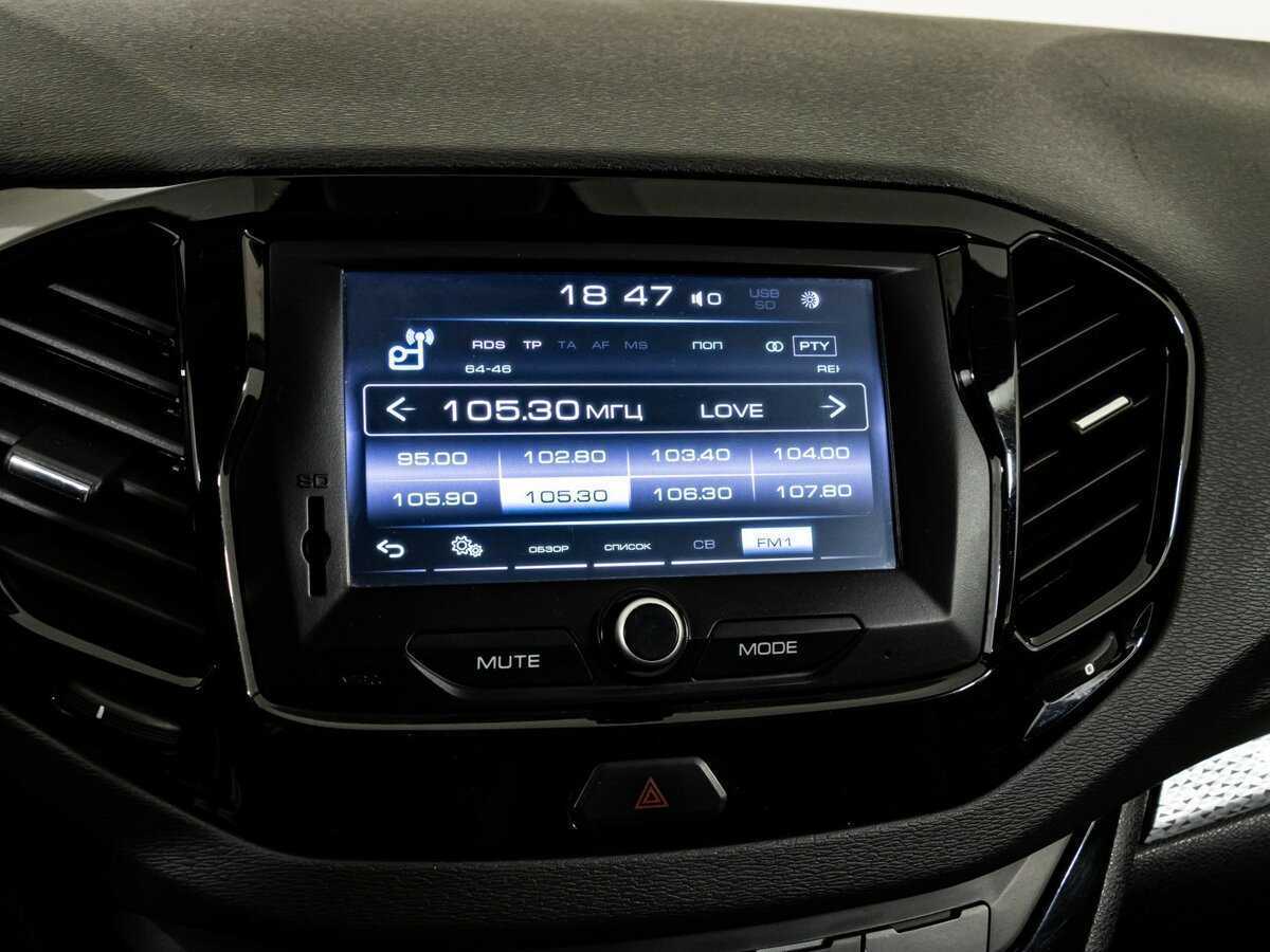 Lada (ВАЗ) Vesta SW, 2019 Фото №15