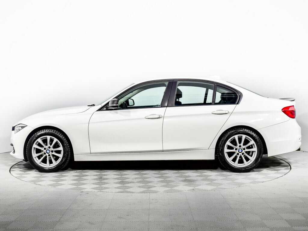 BMW 3 серии 318i, 2015 Фото №8