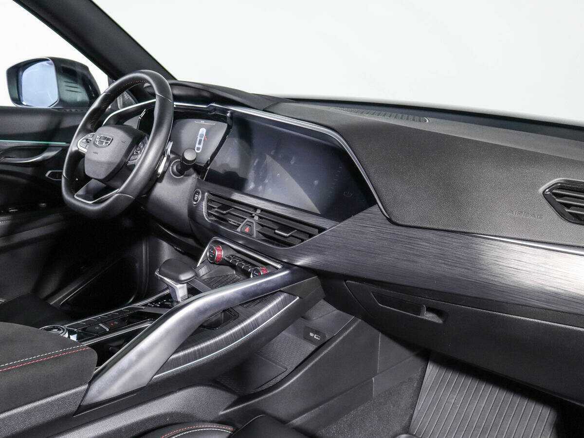 Geely Tugella, 2022 Фото №8