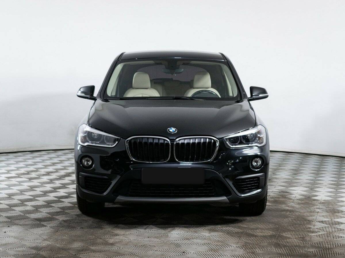 BMW X1 20i xDrive, 2017 Фото №2