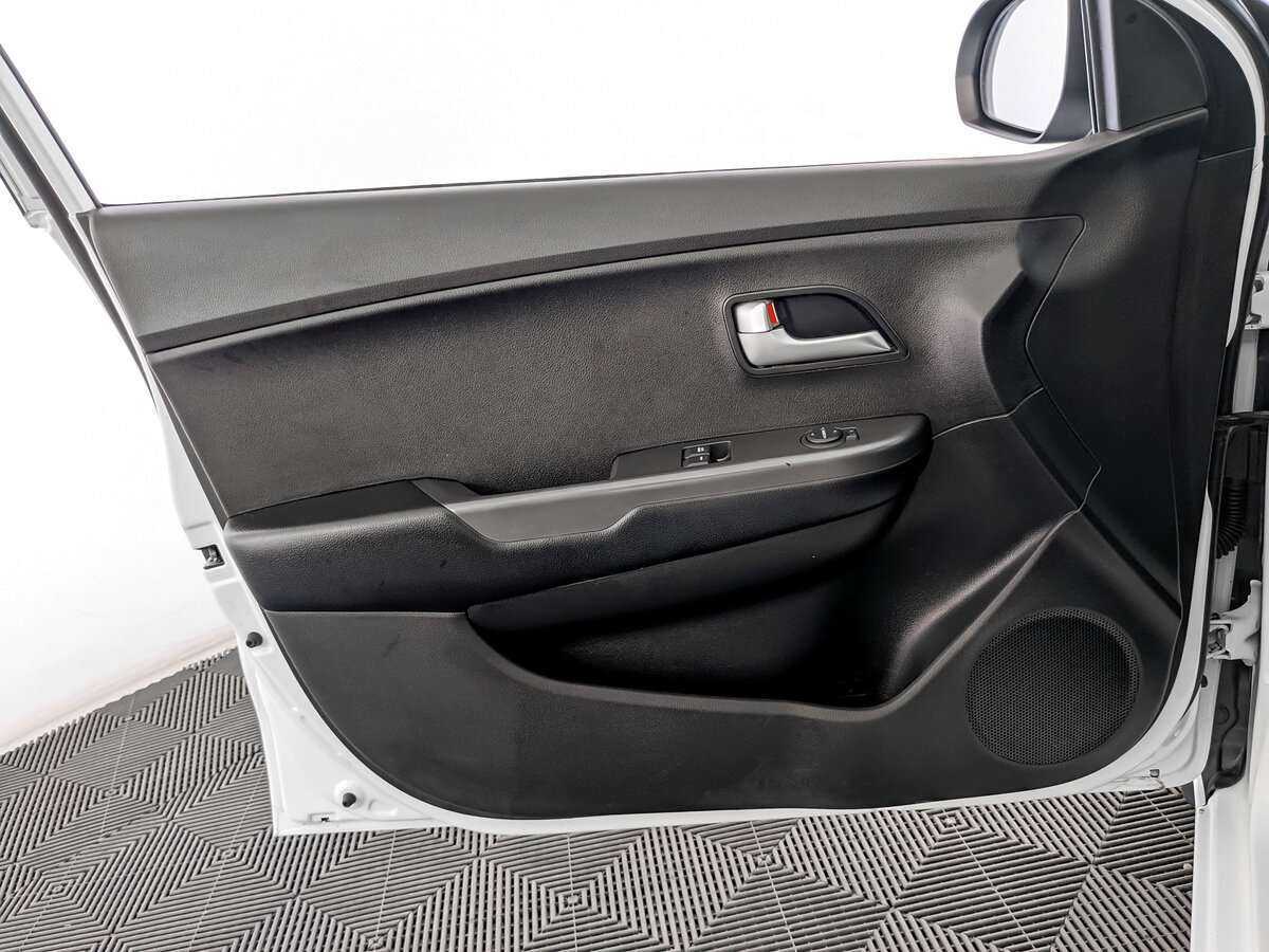 Kia Rio, 2016 Фото №15