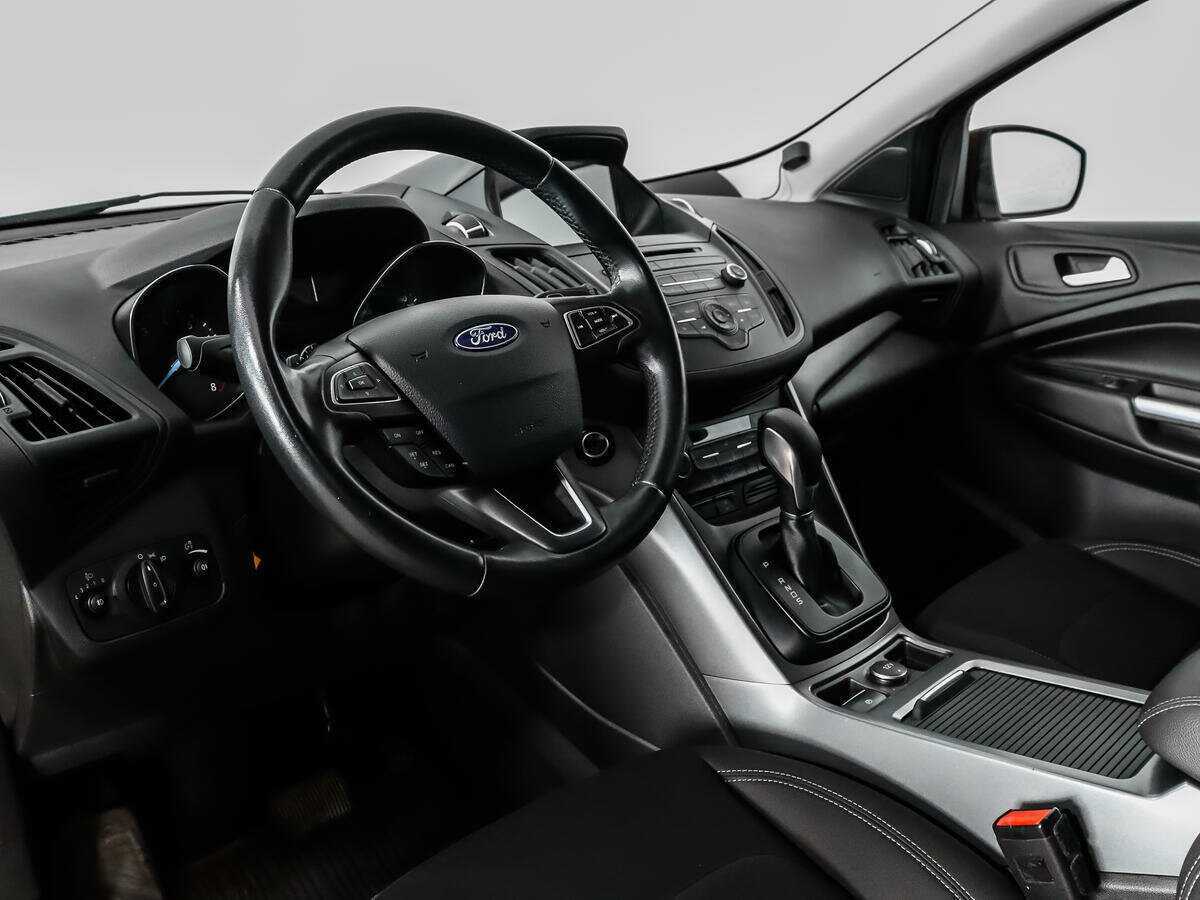Ford Kuga, 2017 Фото №9