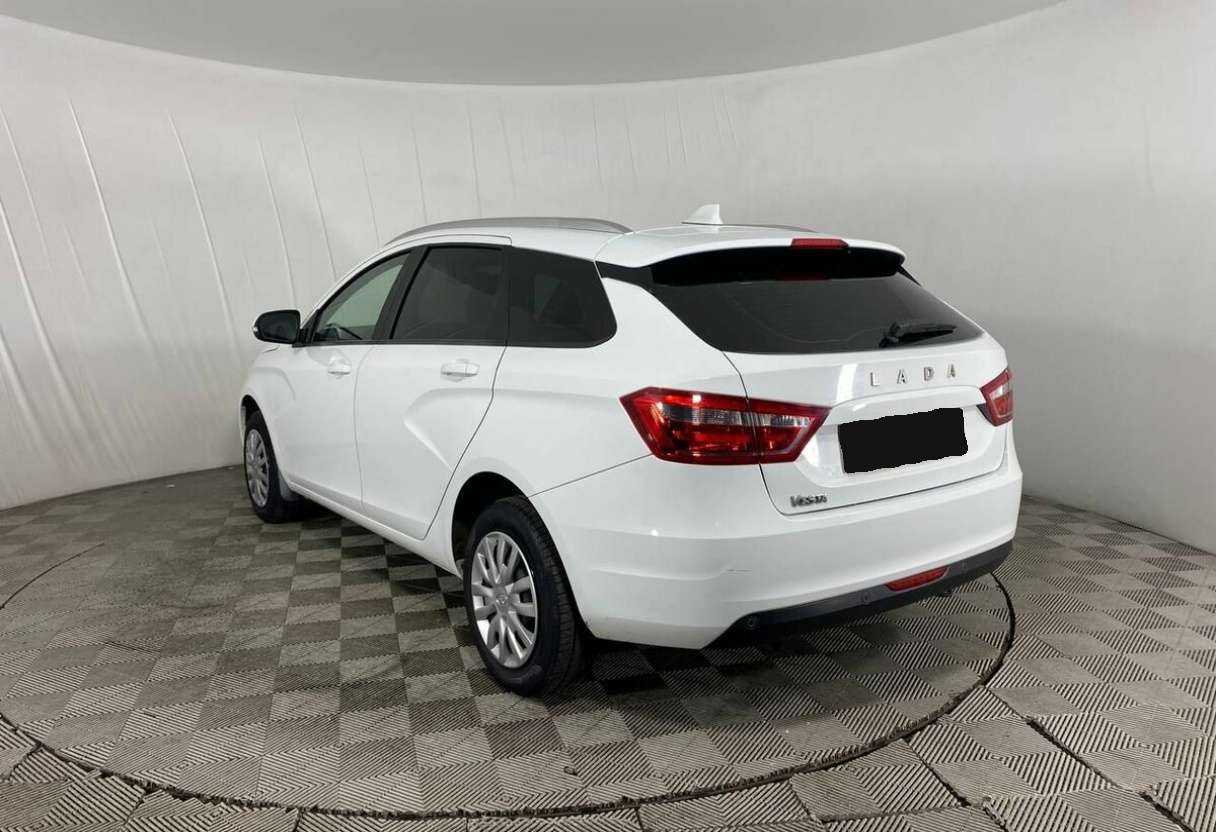 Lada (ВАЗ) Vesta SW, 2021 Фото №7