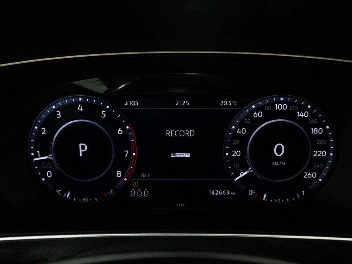 Volkswagen Tiguan, 2017 Фото №12