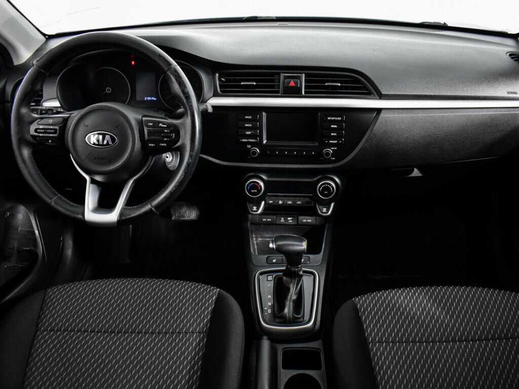 Kia Rio, 2018 Фото №11