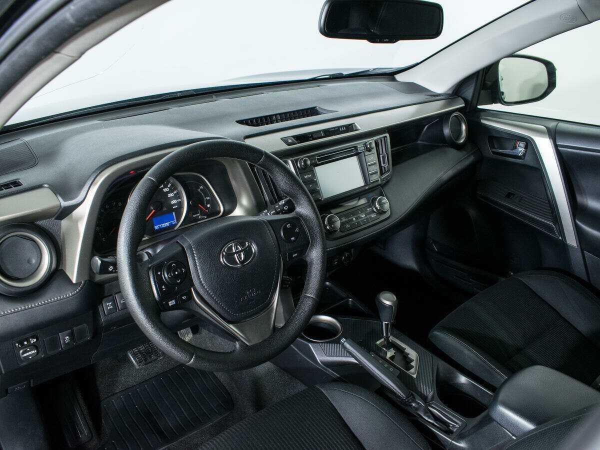 Toyota RAV4, 2015 Фото №13