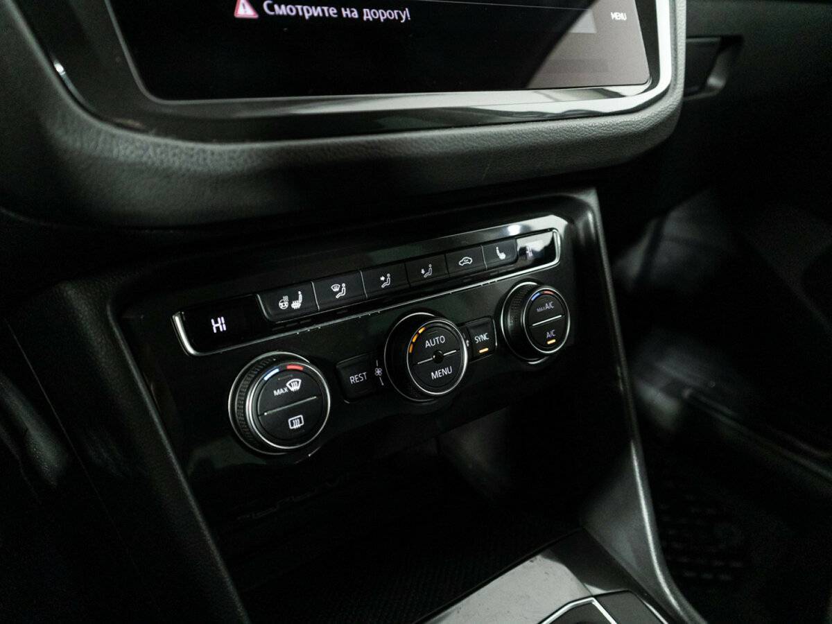 Volkswagen Tiguan, 2018 Фото №20