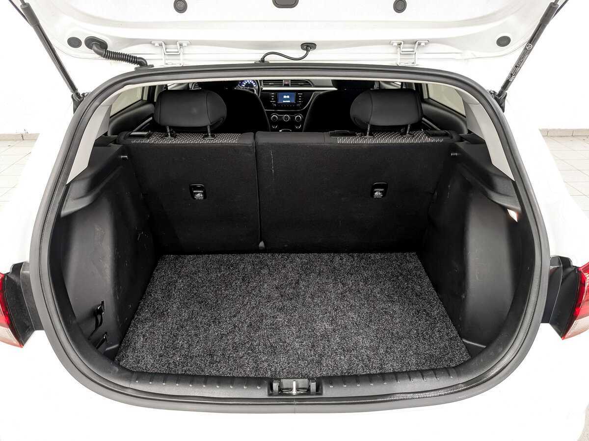 Kia Rio X-Line, 2017 Фото №10