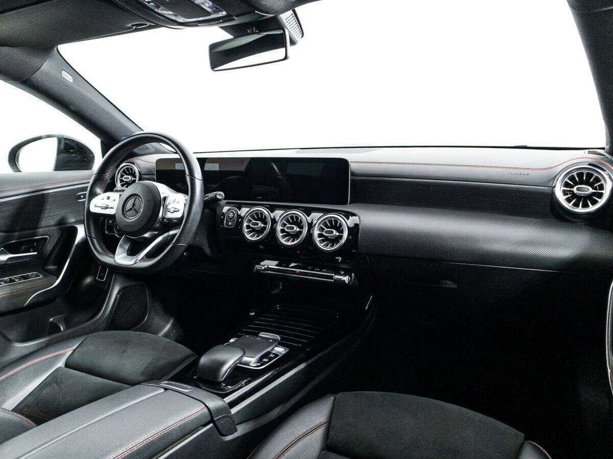 Mercedes-Benz CLA 200, 2019 Фото №9