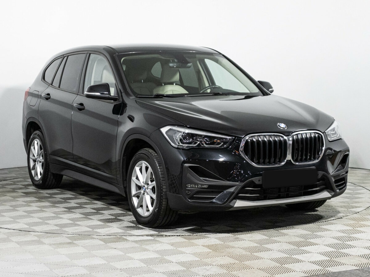 BMW X1 18i sDrive II (F48) Рестайлинг, 2020 Фото №3