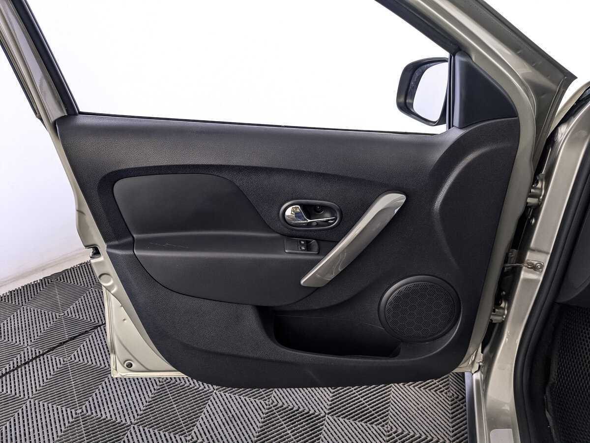 Renault Logan, 2020 Фото №15