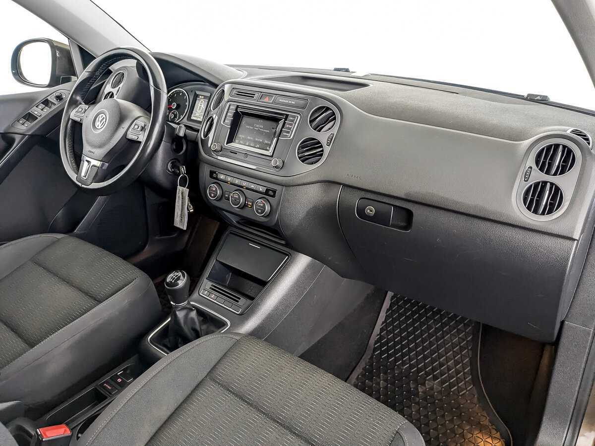 Volkswagen Tiguan, 2016 Фото №11
