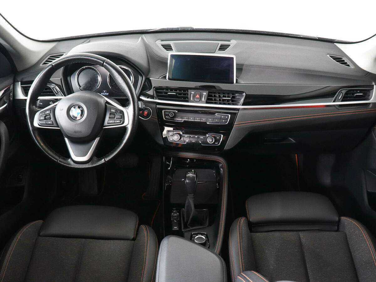 BMW X1 18d xDrive, 2020 Фото №7
