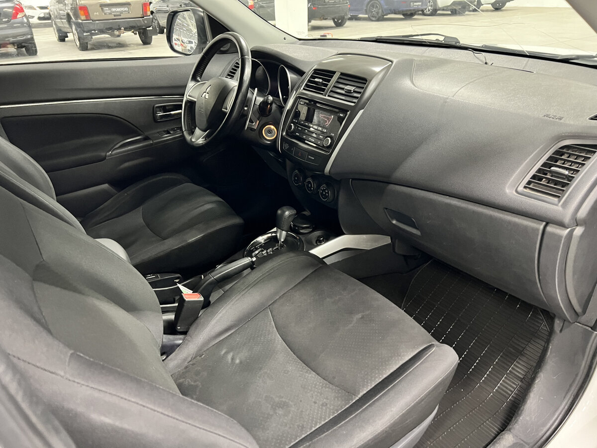 Mitsubishi ASX I Рестайлинг, 2012 Фото №11