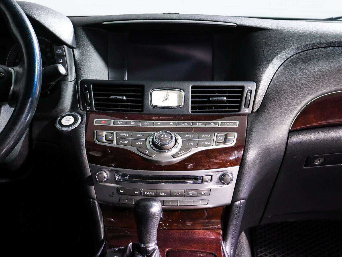 Infiniti Q70, 2014 Фото №8