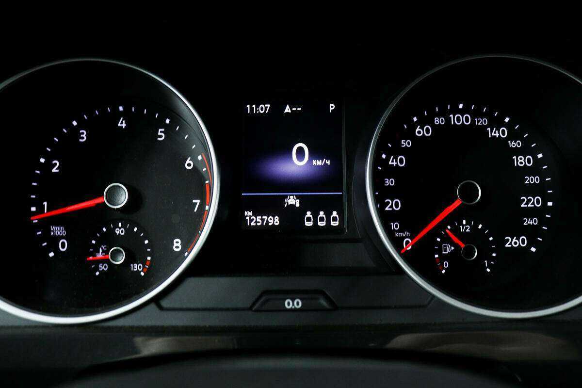 Volkswagen Tiguan, 2021 Фото №10