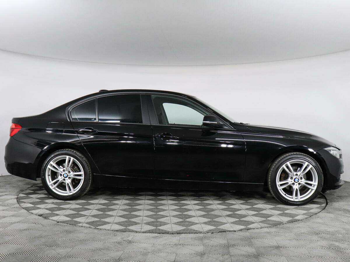 BMW 3 серии 318i, 2015 Фото №6