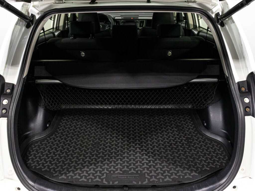 Toyota RAV4, 2016 Фото №15