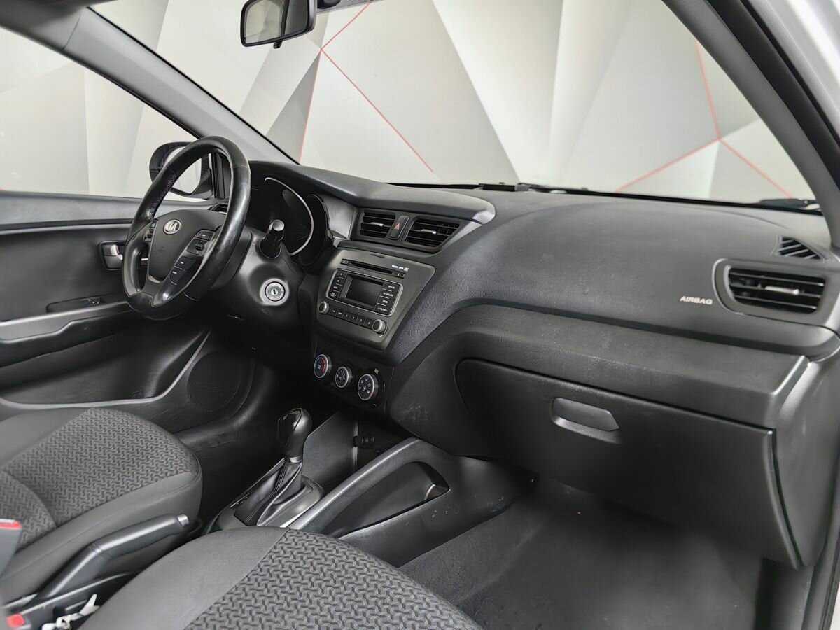 Kia Rio, 2017 Фото №9
