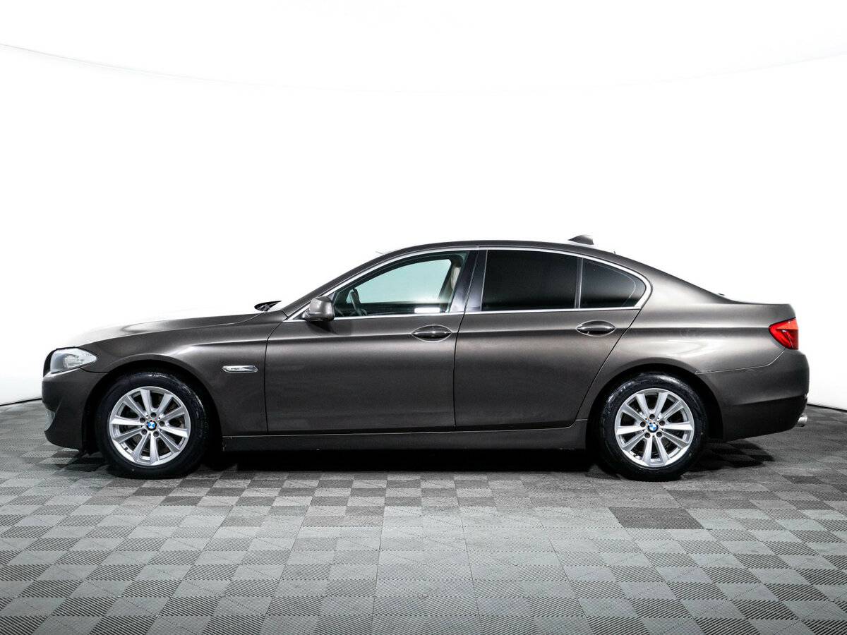 BMW 5 серии 528i, 2012 Фото №8