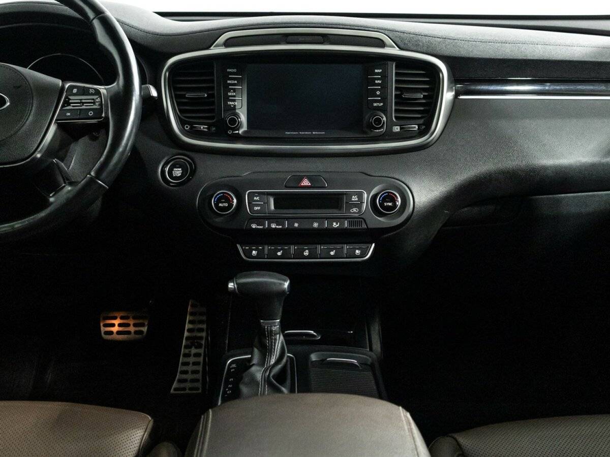 Kia Sorento, 2018 Фото №14