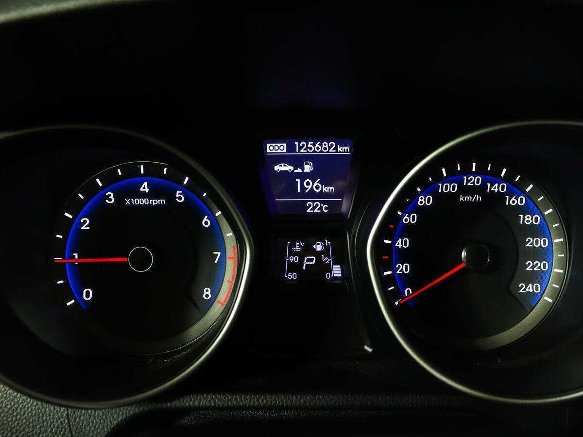 Hyundai i30, 2012 Фото №11