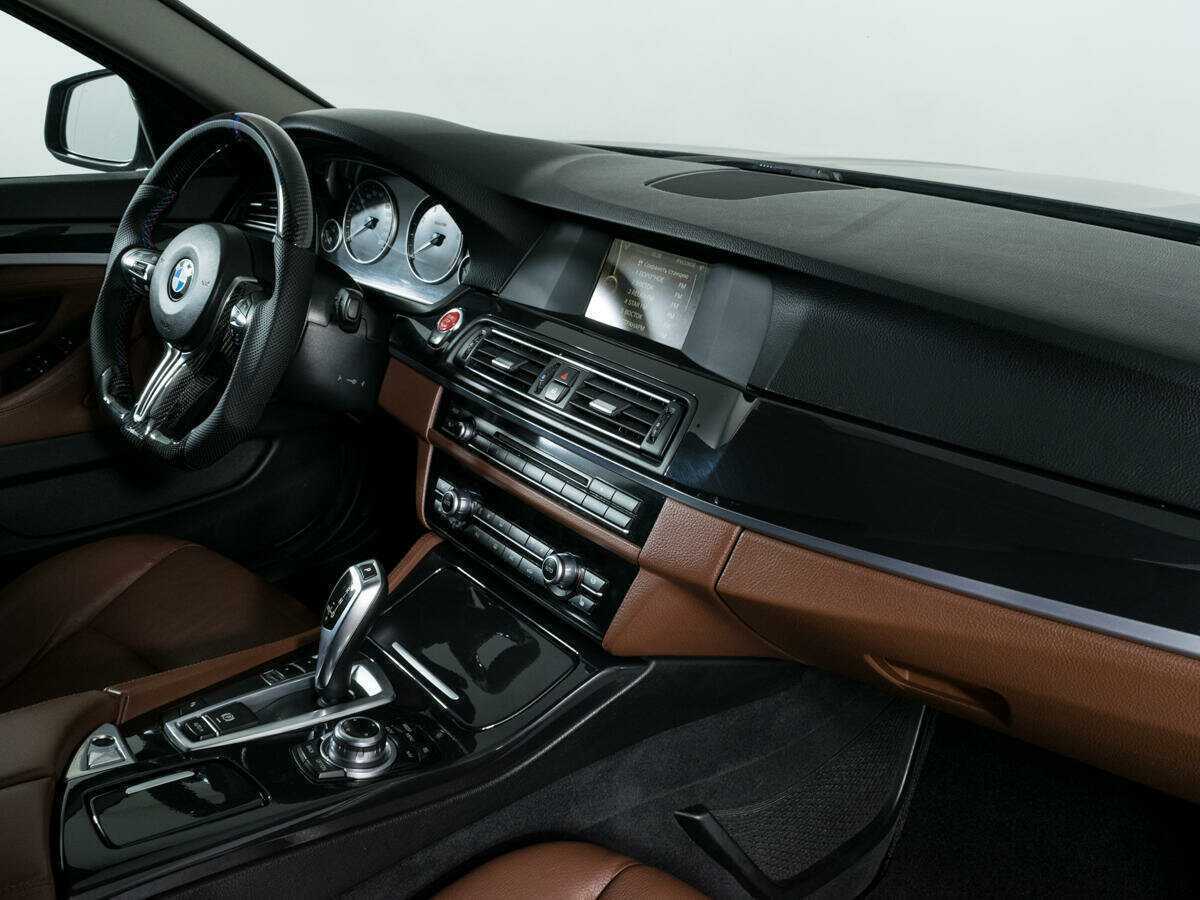 BMW 5 серии 520i, 2013 Фото №5