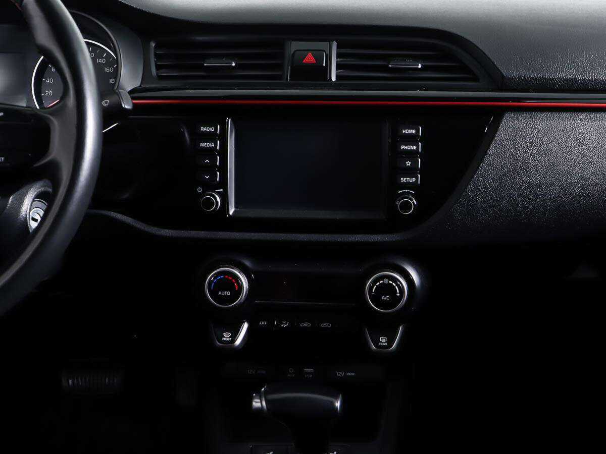 Kia Rio, 2019 Фото №12