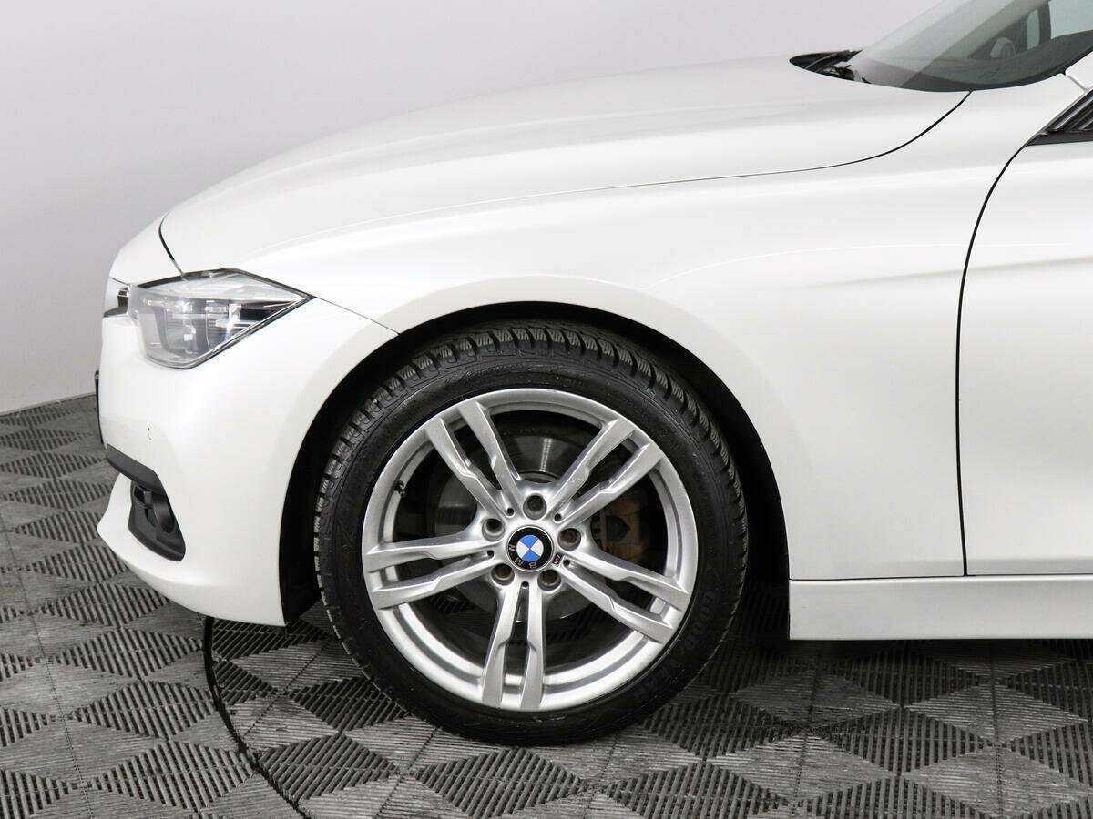 BMW 3 серии 318i, 2016 Фото №5