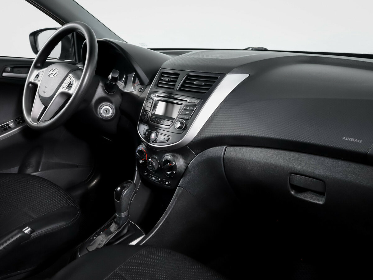 Hyundai Solaris I Рестайлинг, 2014 Фото №7