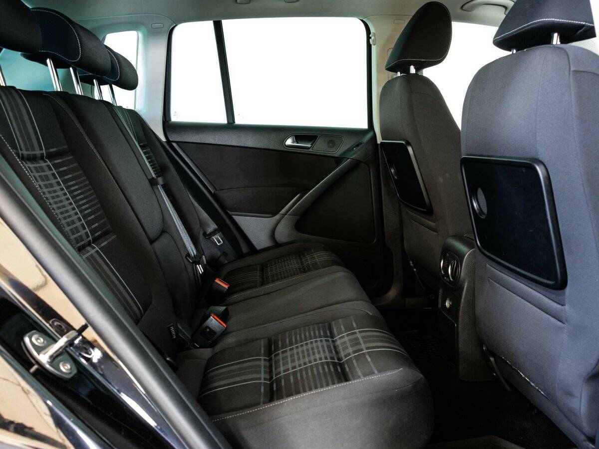 Volkswagen Tiguan, 2015 Фото №14