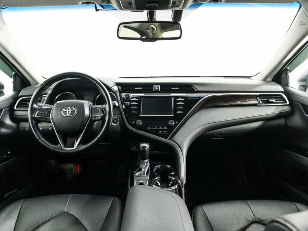 Toyota Camry, 2020 Фото №13