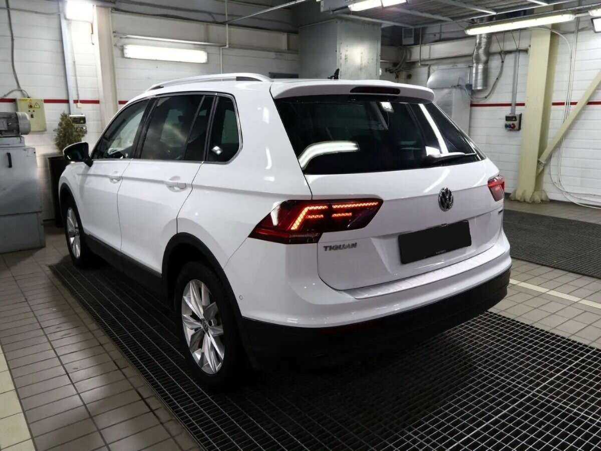 Volkswagen Tiguan, 2020 Фото №4