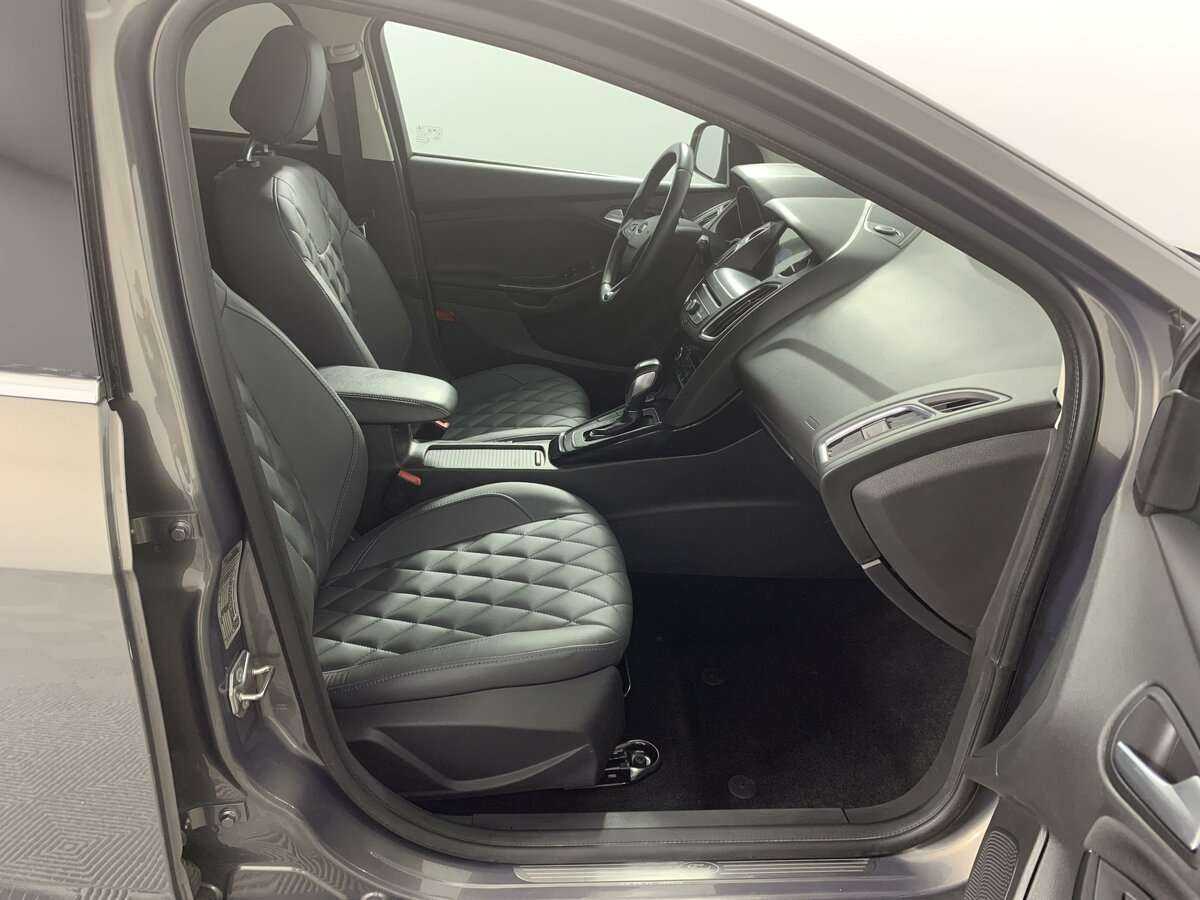 Ford Focus, 2018 Фото №15