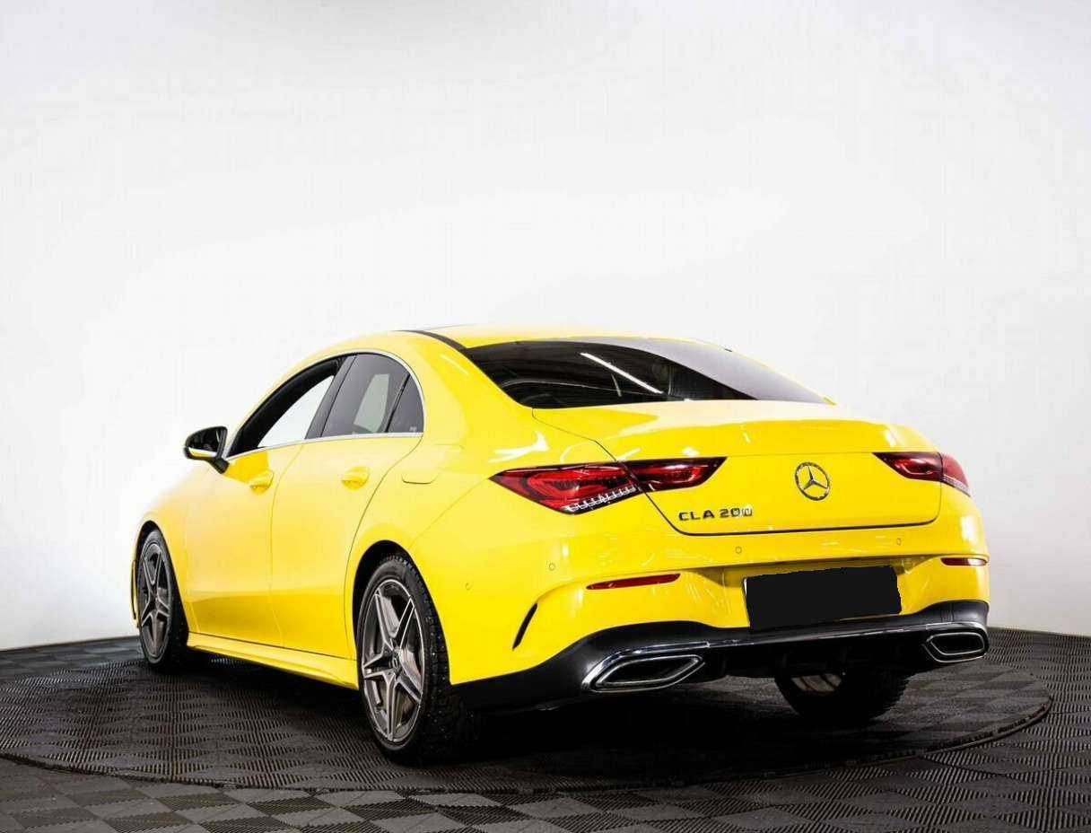 Mercedes-Benz CLA 200, 2020 Фото №3