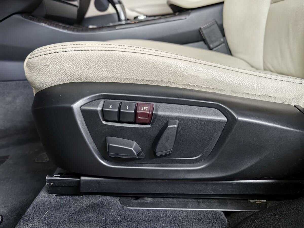 BMW X3 28i xDrive, 2014 Фото №17