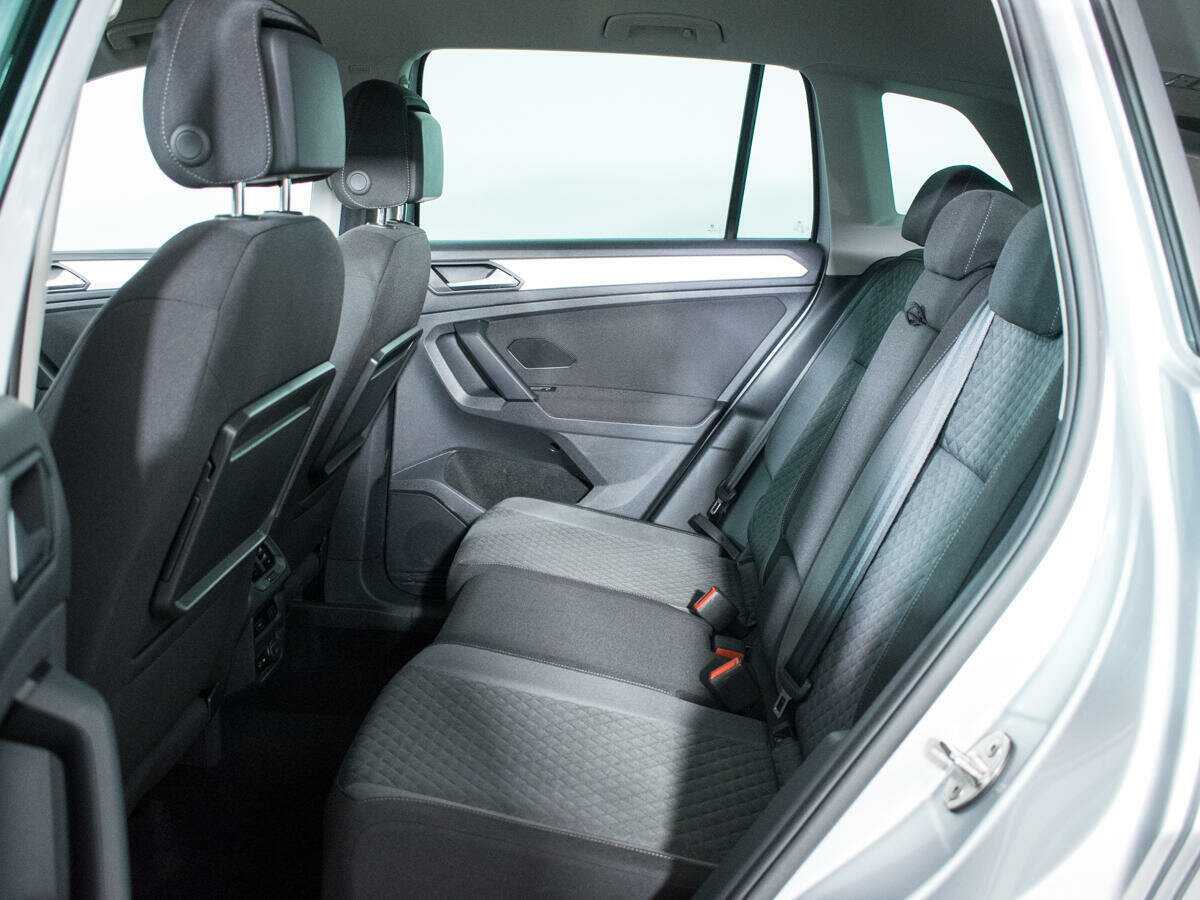 Volkswagen Tiguan, 2019 Фото №9