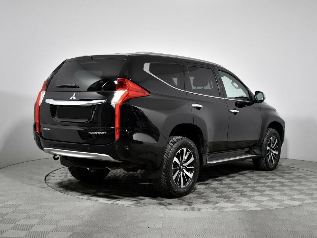 Mitsubishi Pajero Sport, 2017 Фото №5