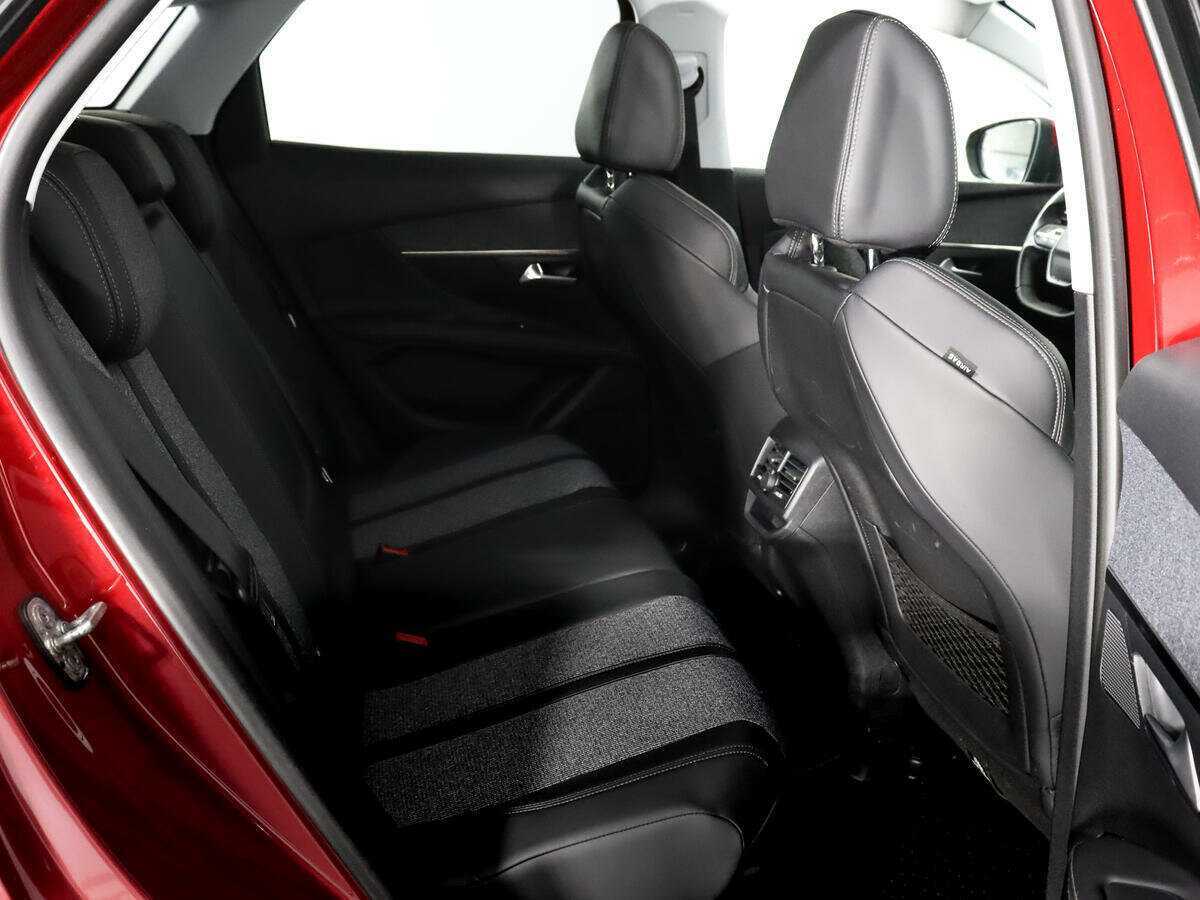 Peugeot 3008, 2017 Фото №11