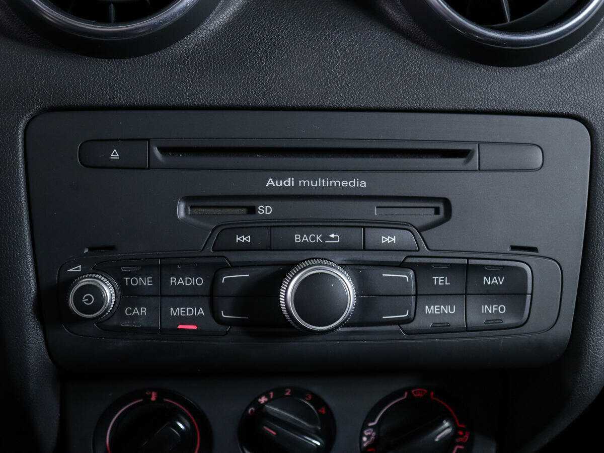 Audi A1 Sportback, 2013 Фото №16