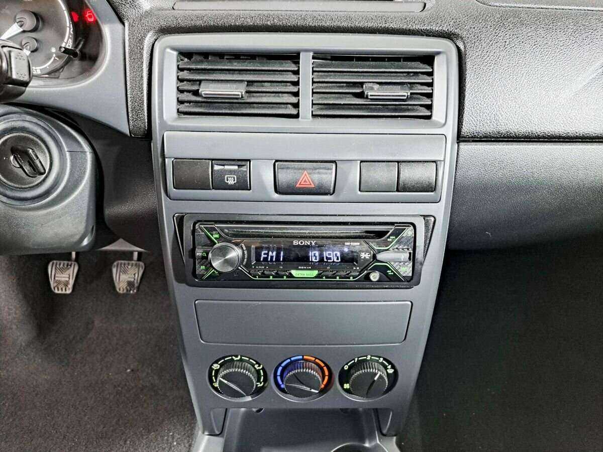 Lada (ВАЗ) Priora, 2017 Фото №15