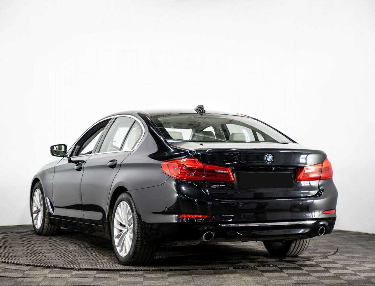 BMW 5 серии 520i, 2018 Фото №4
