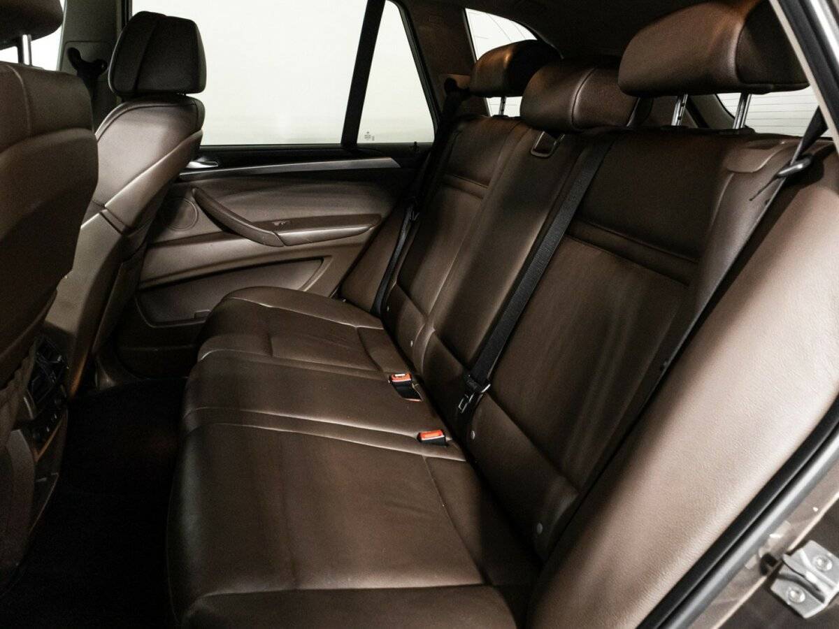 BMW X5 35i, 2013 Фото №10