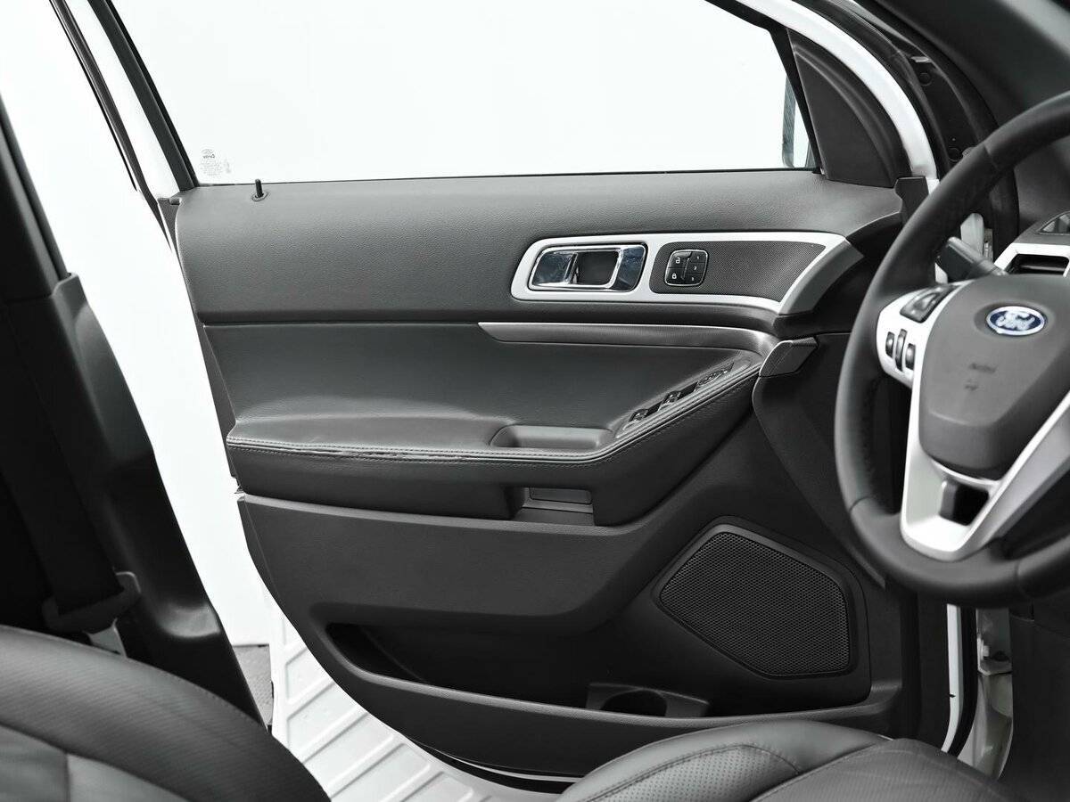 Ford Explorer Sport, 2013 Фото №7